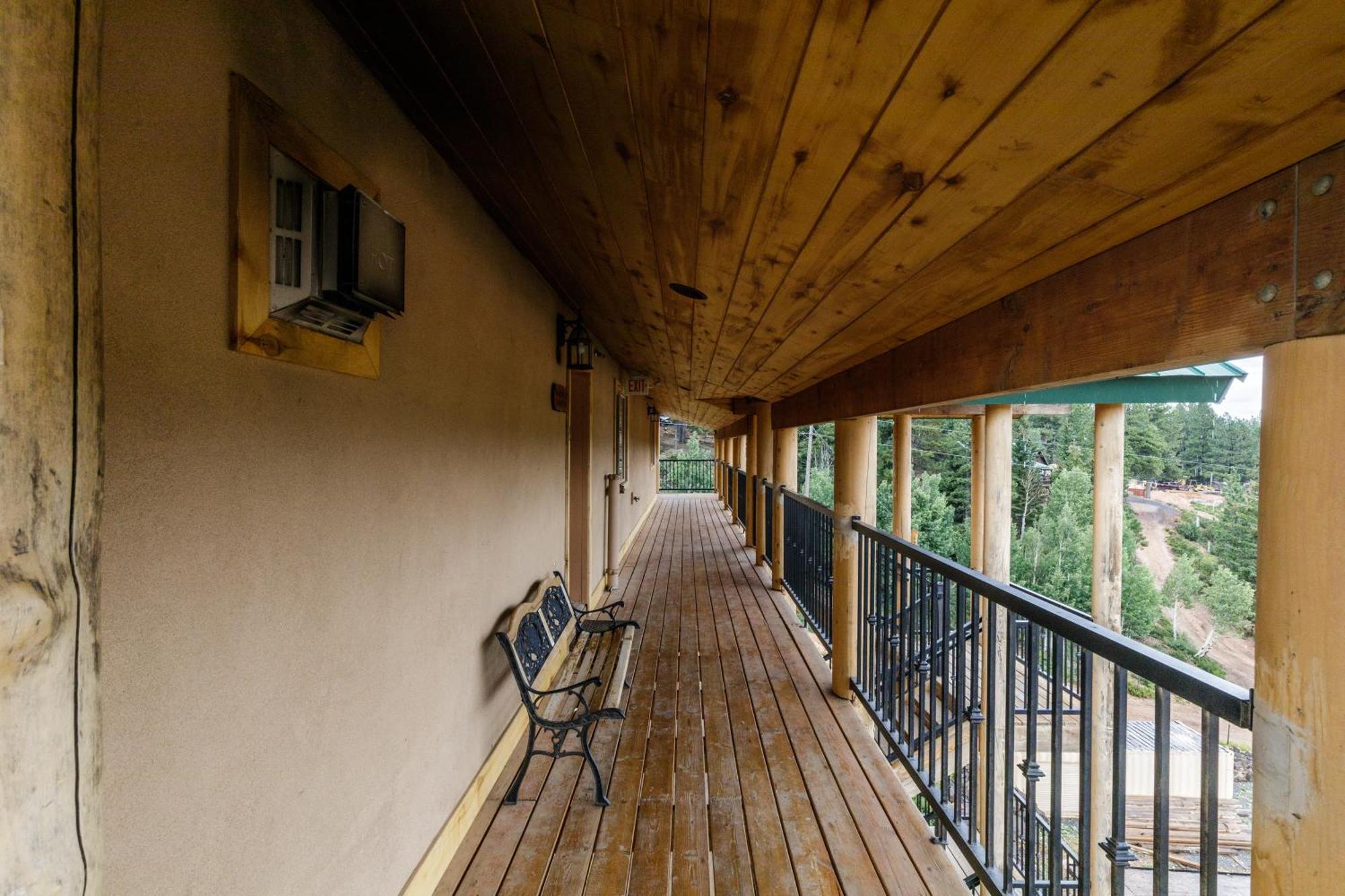 The Lodge At Duck Creek Duck Creek Village Екстер'єр фото