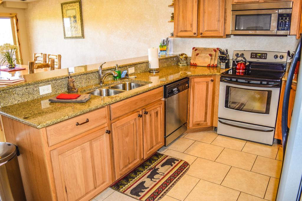 The Lodge At Duck Creek Duck Creek Village Екстер'єр фото
